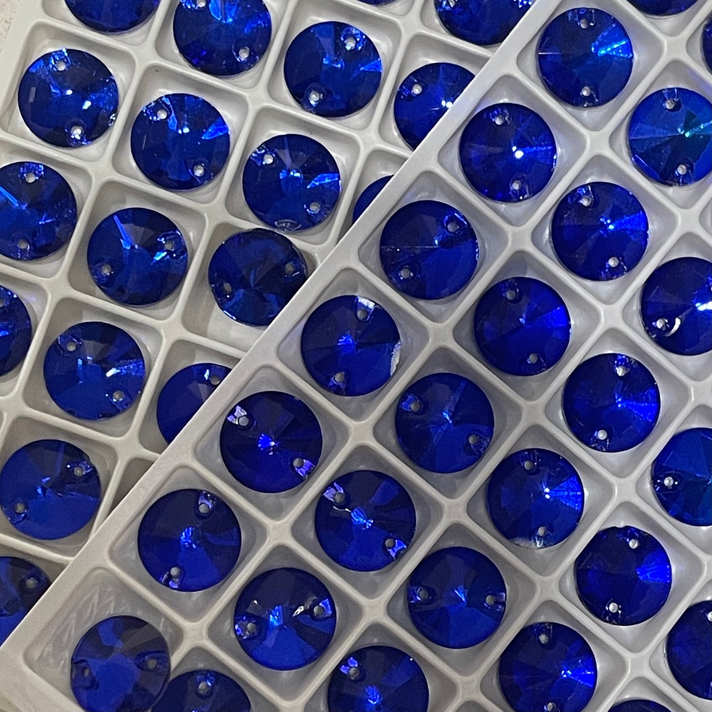 Rivoli 12mm, Sapphire