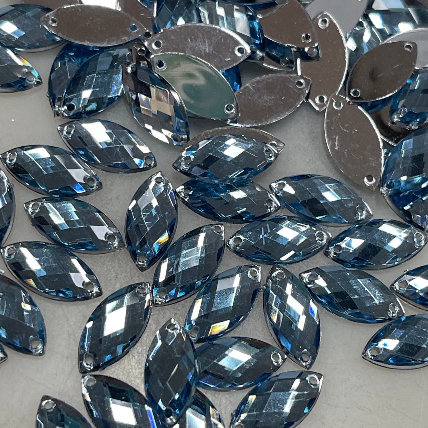 15mm Horseeye - Sapphire Light
