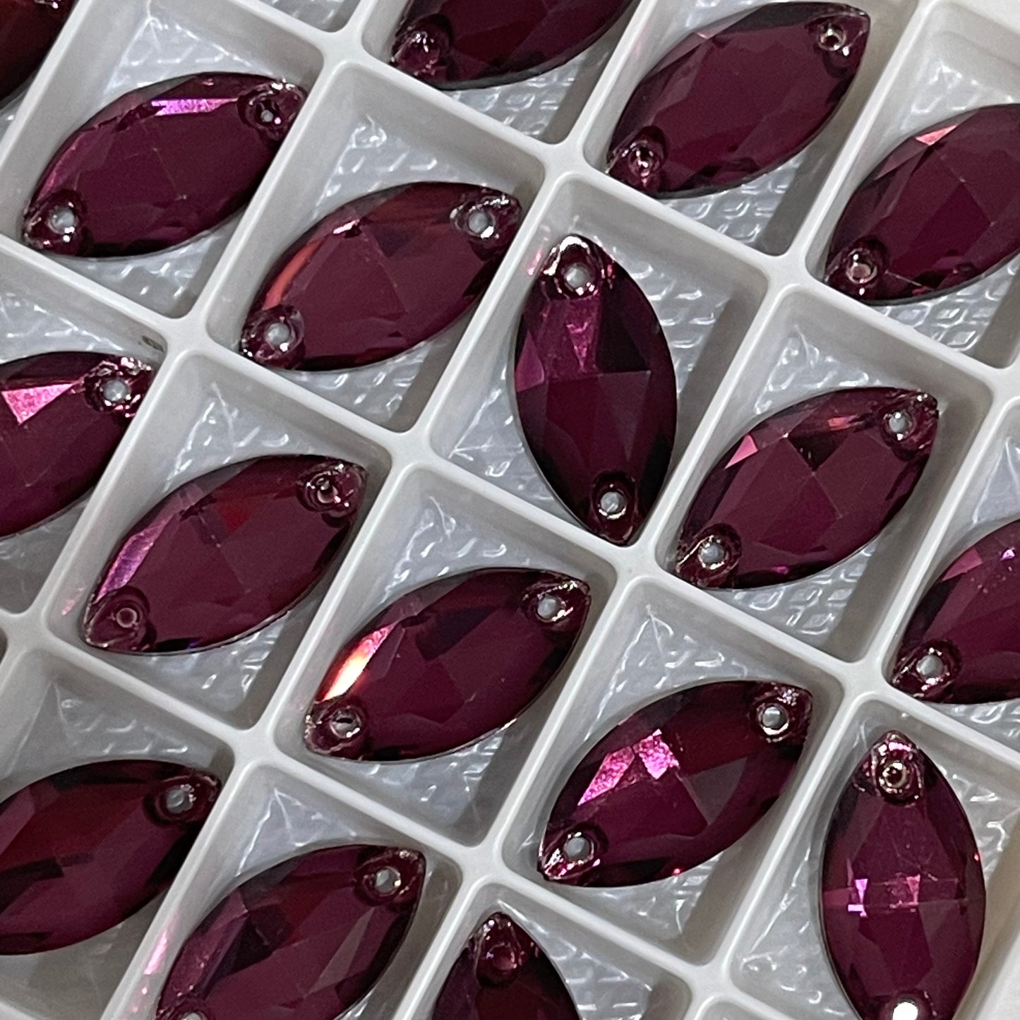 18mm Navette - Amethyst - Sew On