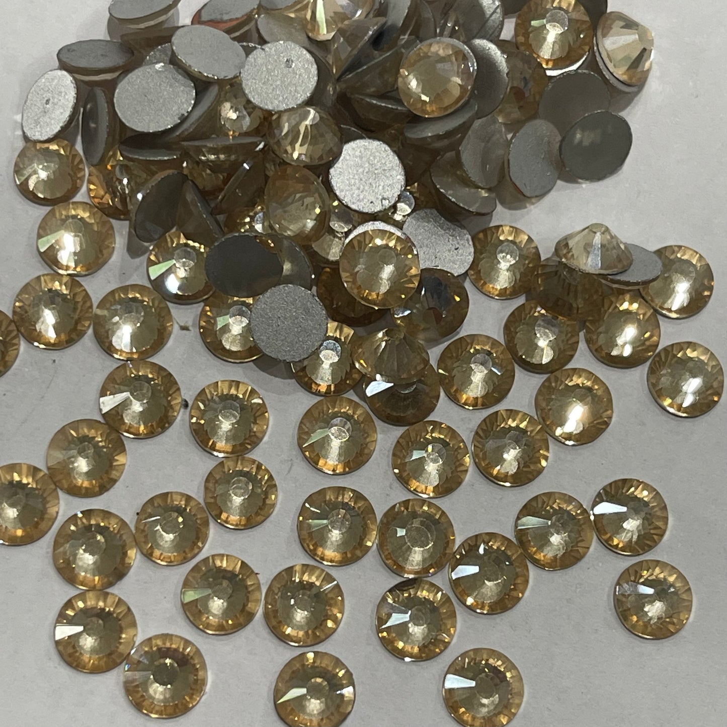 Golden Shadow - AAA Non Hotfix Diamante Crystals