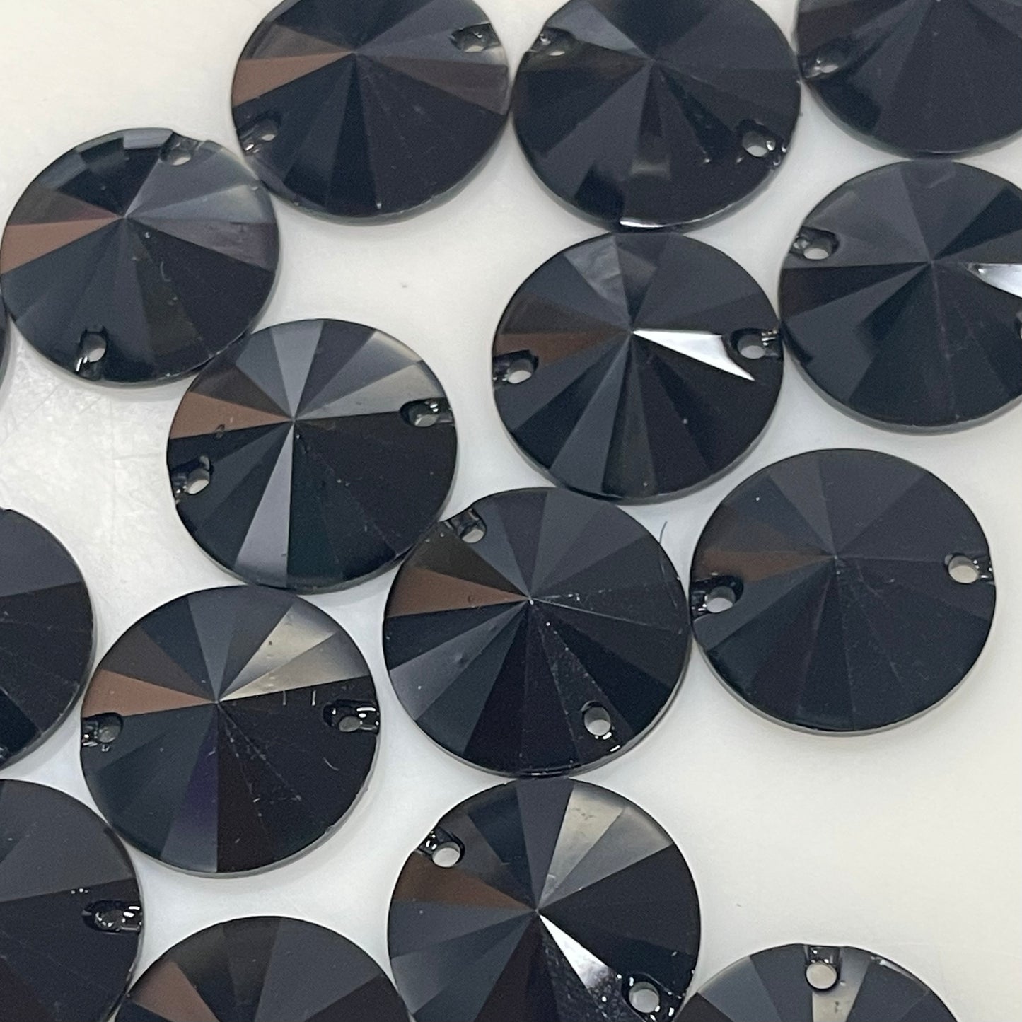 18mm, Rivoli - Jet Black