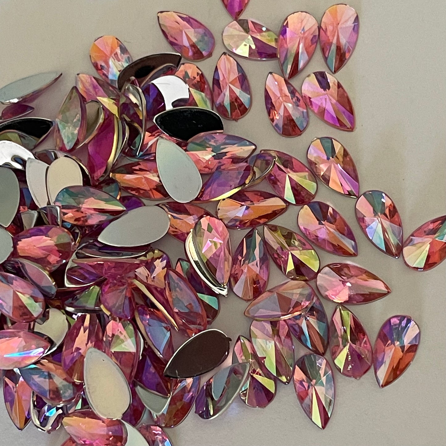 13mm Tear Drop - Light Pink AB - Glue On