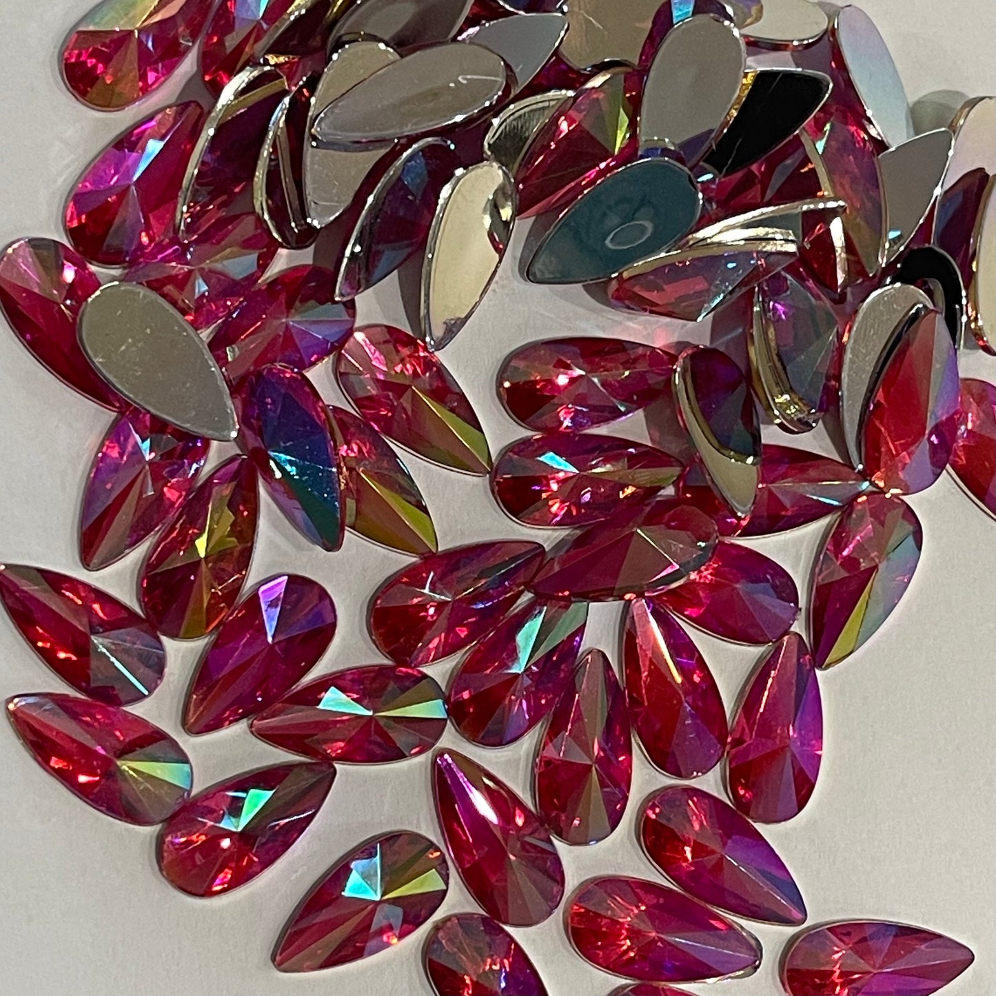 18mm Tear Drop - Rose AB - Glue On