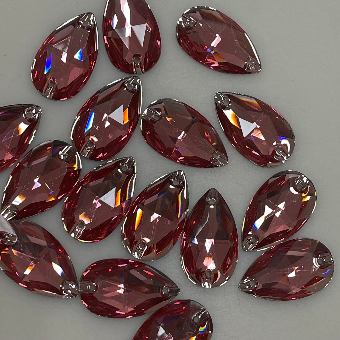 28mm Tear Drop - Light Pink - Sew On