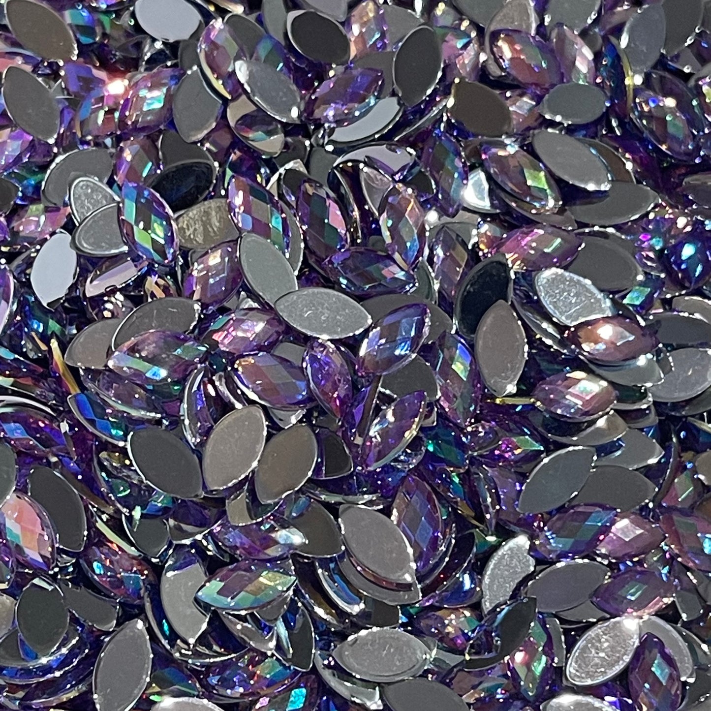 8mm Horseeye - Light Purple AB (Glue on)