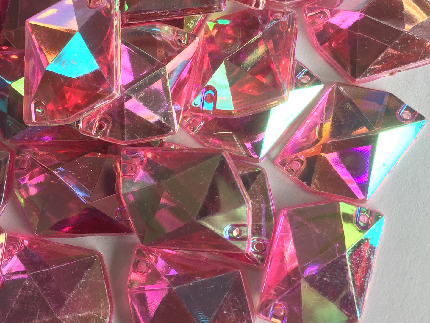 21mm Cosmic - Pink AB - Sew On