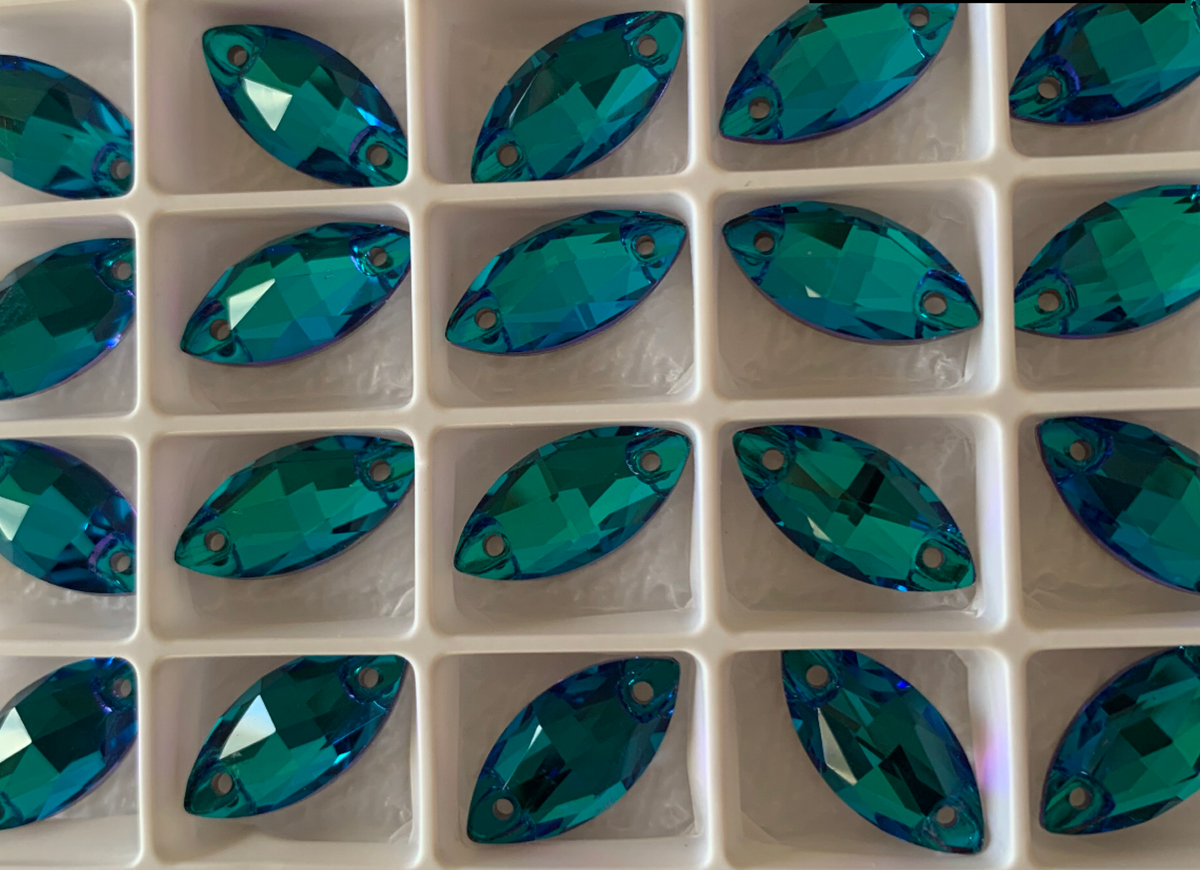 15mm Navette - Blue Zircon - Glass - Sew On