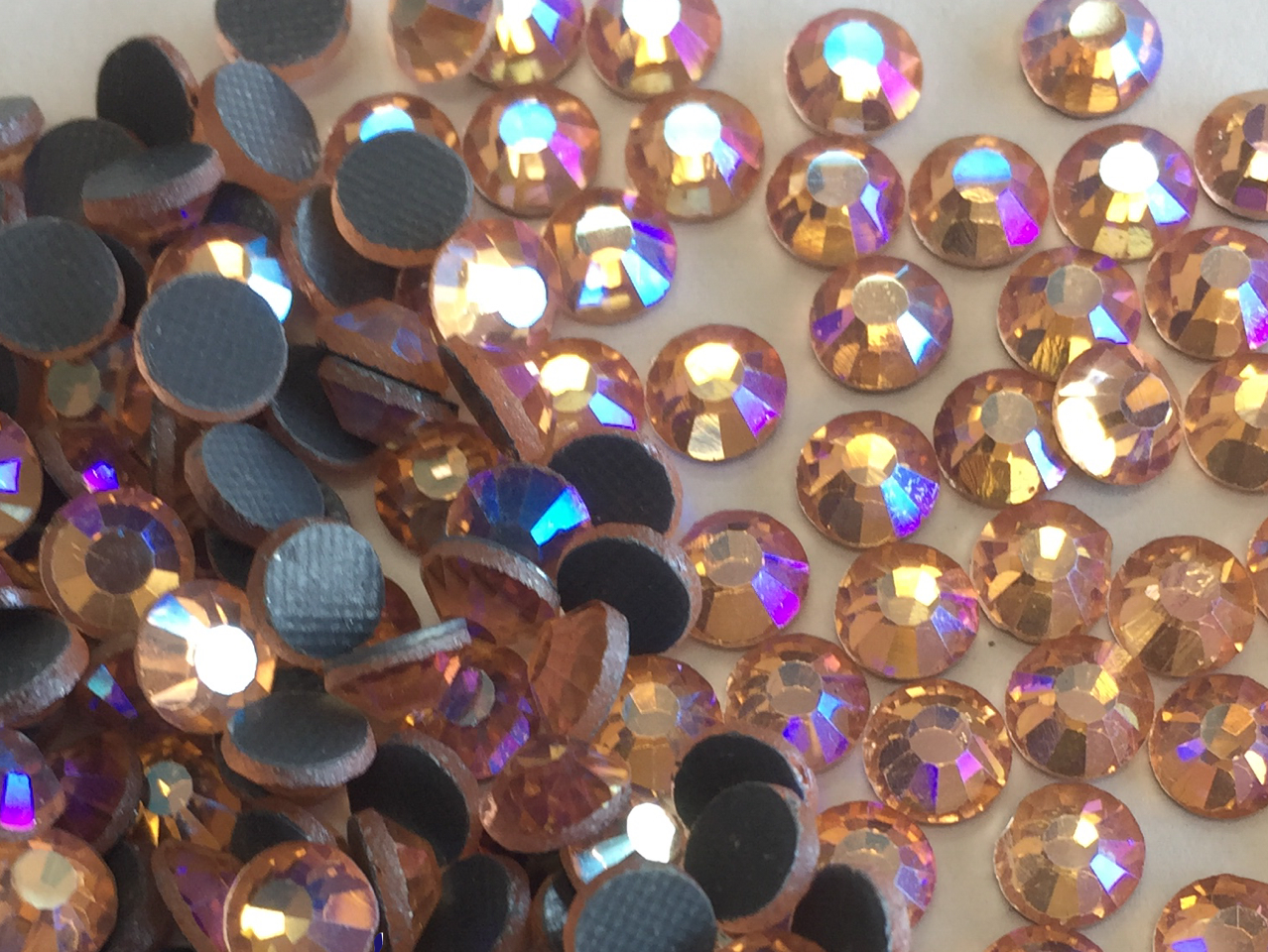 Peach Light AB - DMC Hotfix Diamante Crystals