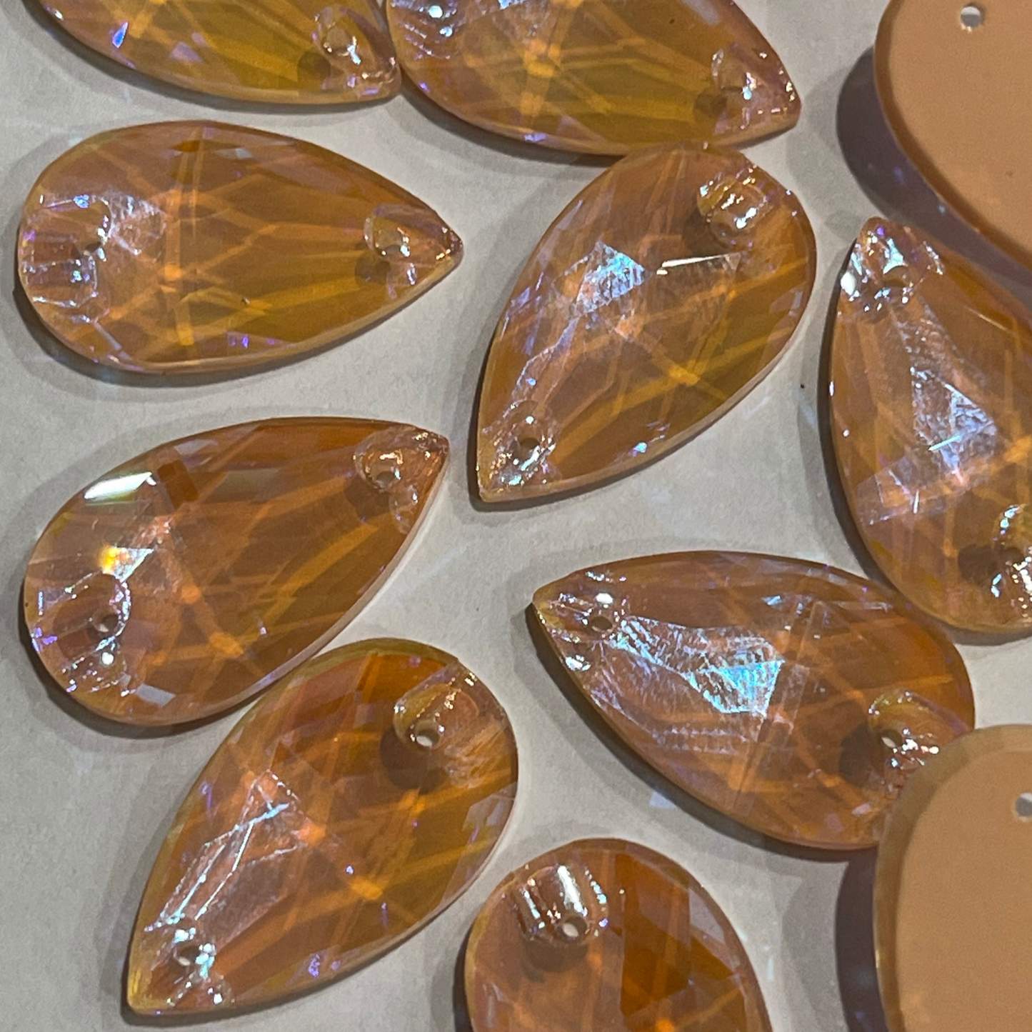 18mm Tear Drop - Luminous Peach - Glass - Sew On