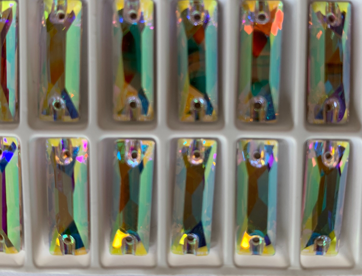 18mm Cosmic Baguette - AB - Glass