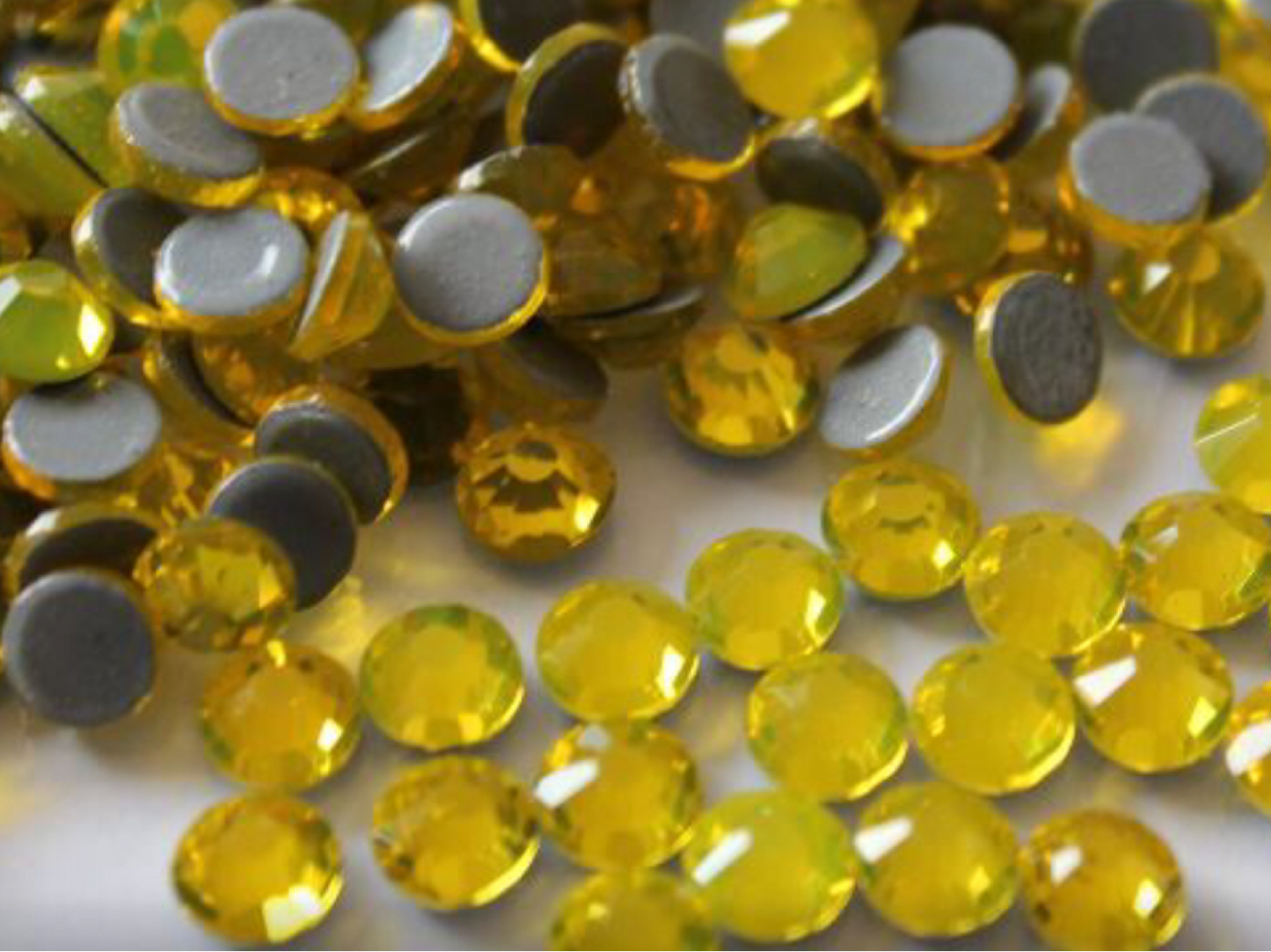 Lemon Yellow - AAA Hotfix Diamante Crystals