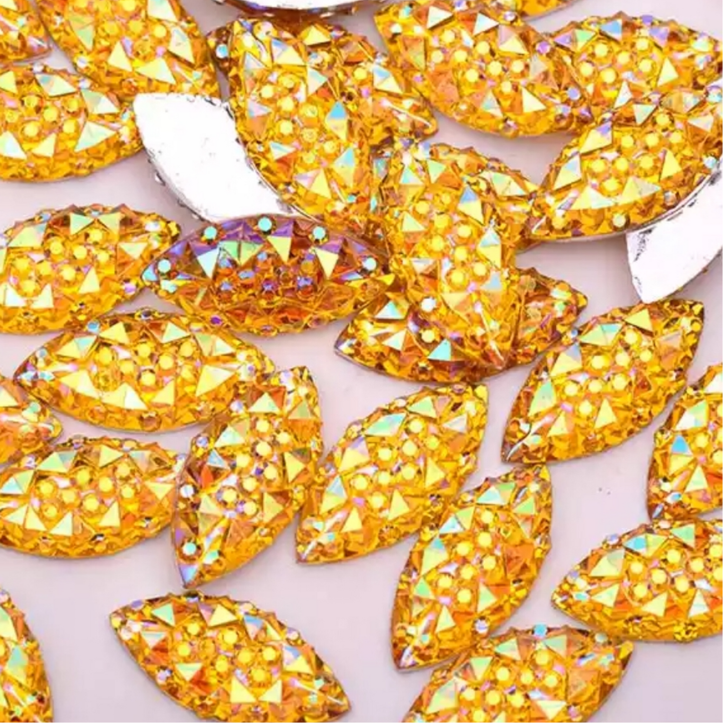 15mm Horse Eye Textured - Yellow AB - Glue On