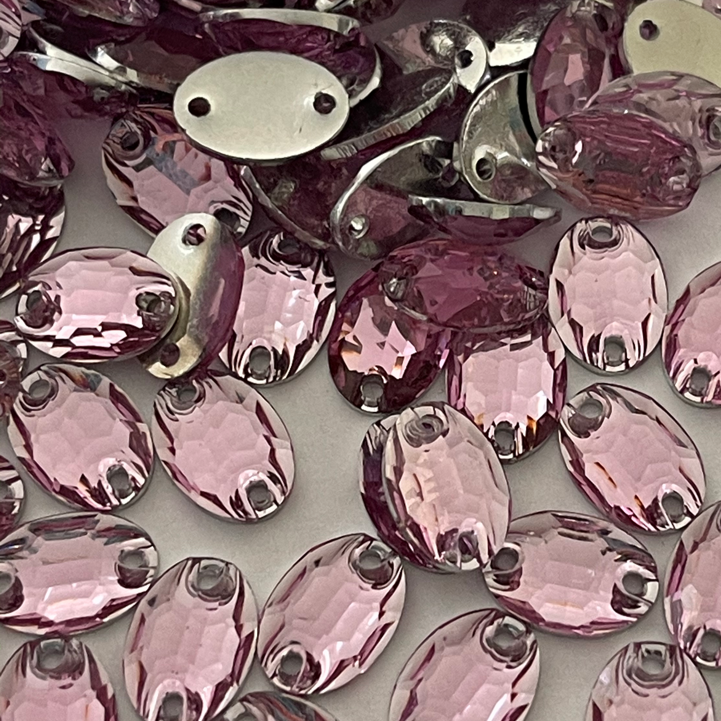 10mm Oval - Light Pink - Sew On