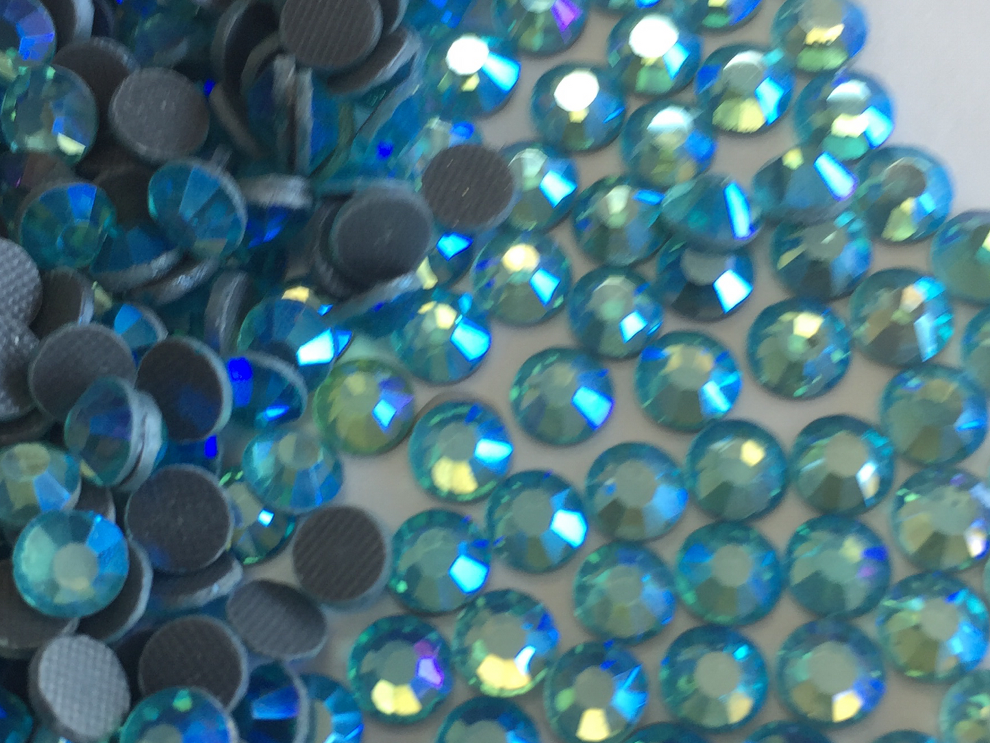 Aquamarine AB - DMC Hotfix Diamante Crystals