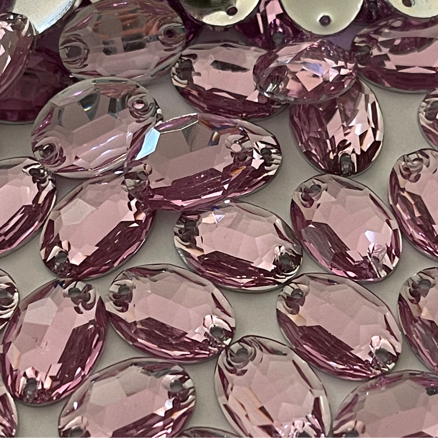 16mm Oval - Light Pink - Sew On