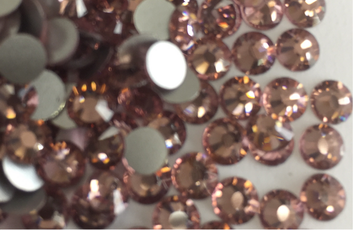 Light Amethyst - AAA Non Hotfix Diamante Crystals
