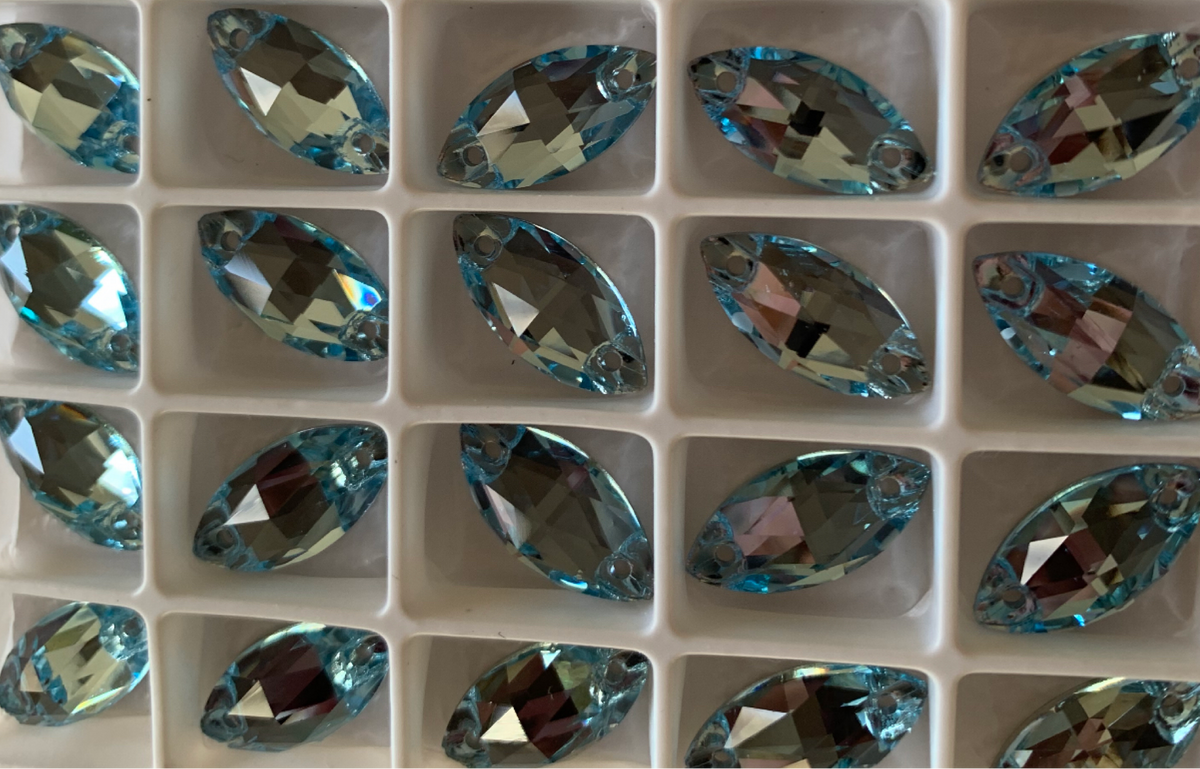 15mm Navette - Aquamarine - Glass - Sew On