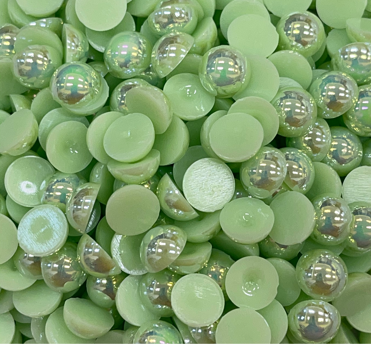 Soft Mint AB Pearls
