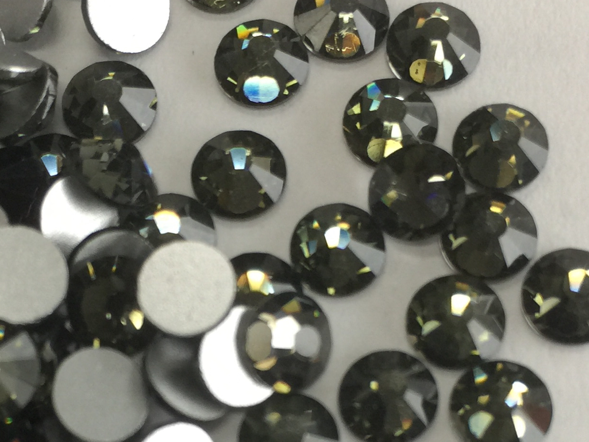 Black Diamond - AAA Non Hotfix Diamante Crystals