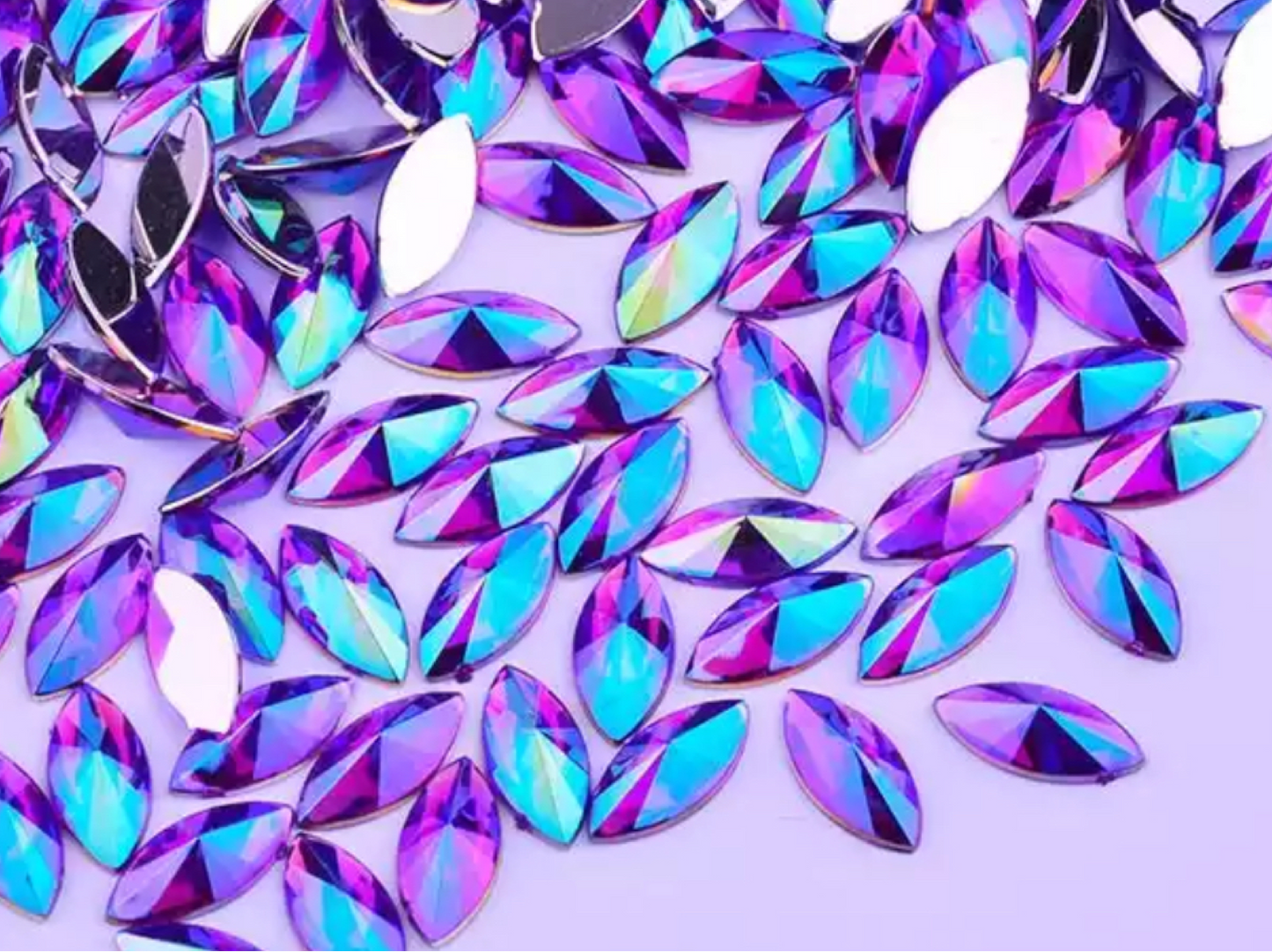 15mm Horse Eye - Purple AB - Glue On