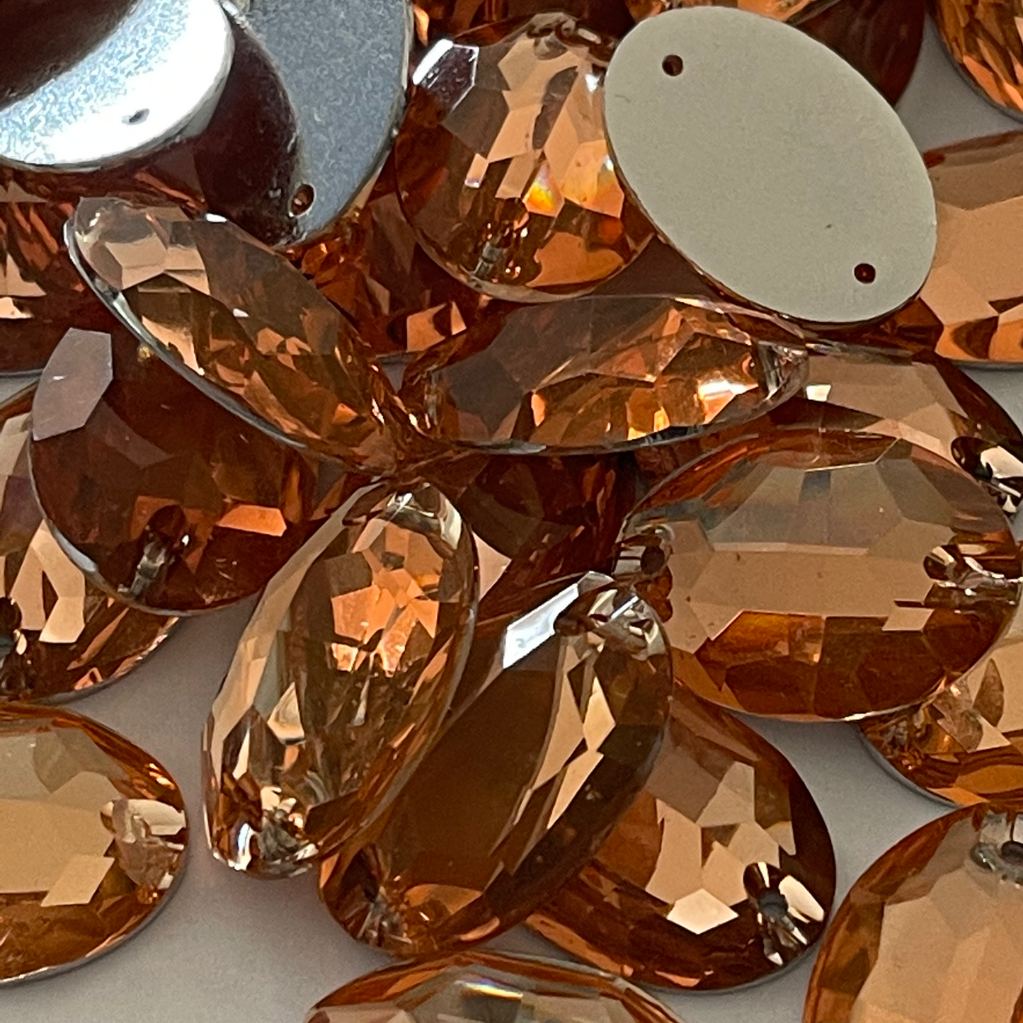 24mm Oval - Peach - Sew On