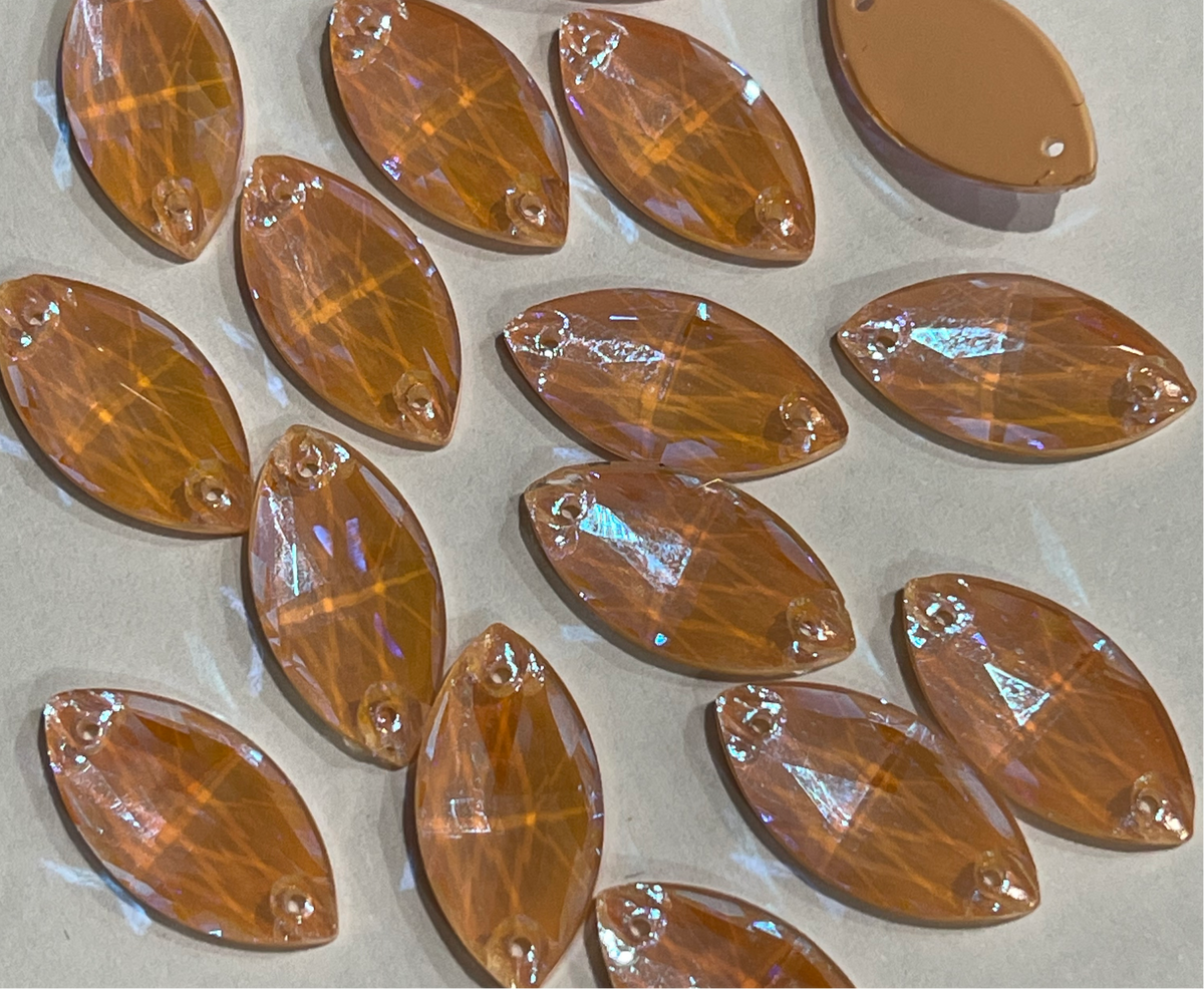 18mm Navette - Luminous Peach - Glass - Sew On