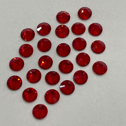 Light Siam - AAA Non Hotfix Diamante Crystals