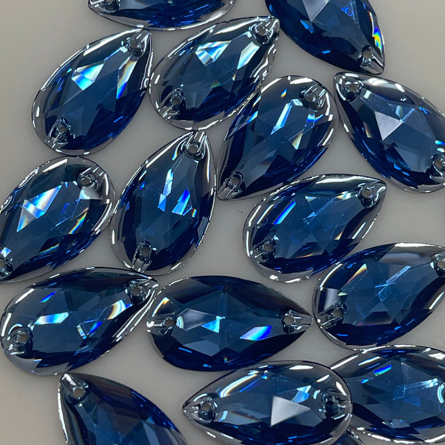 28mm, Drop - Sapphire Light