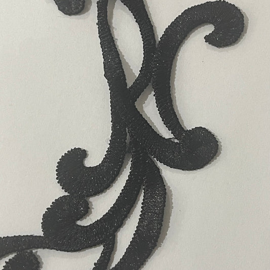 Long Swirl Range - Black