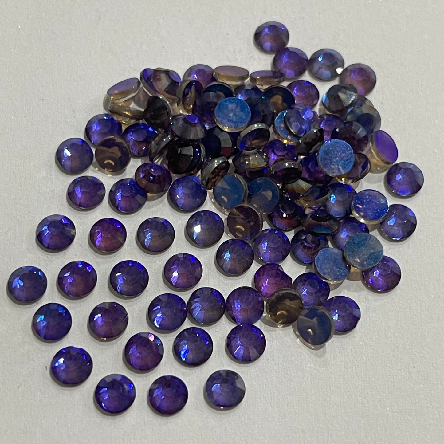 Aurora Amethyst - AAA Non Hotfix Diamante Crystals