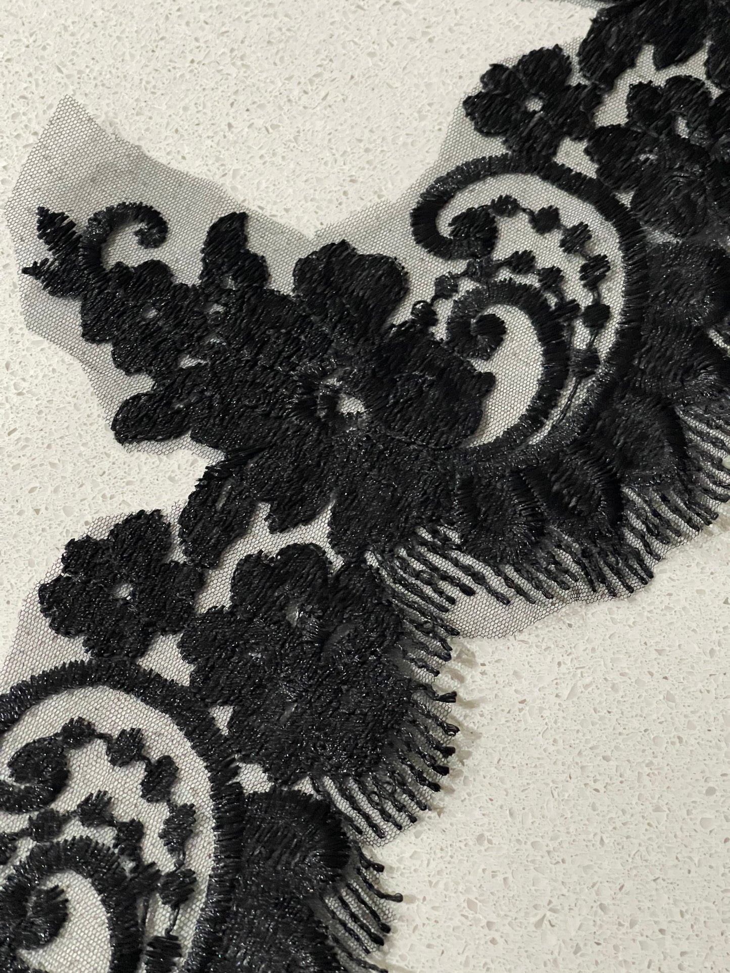 Juliet Border - Black
