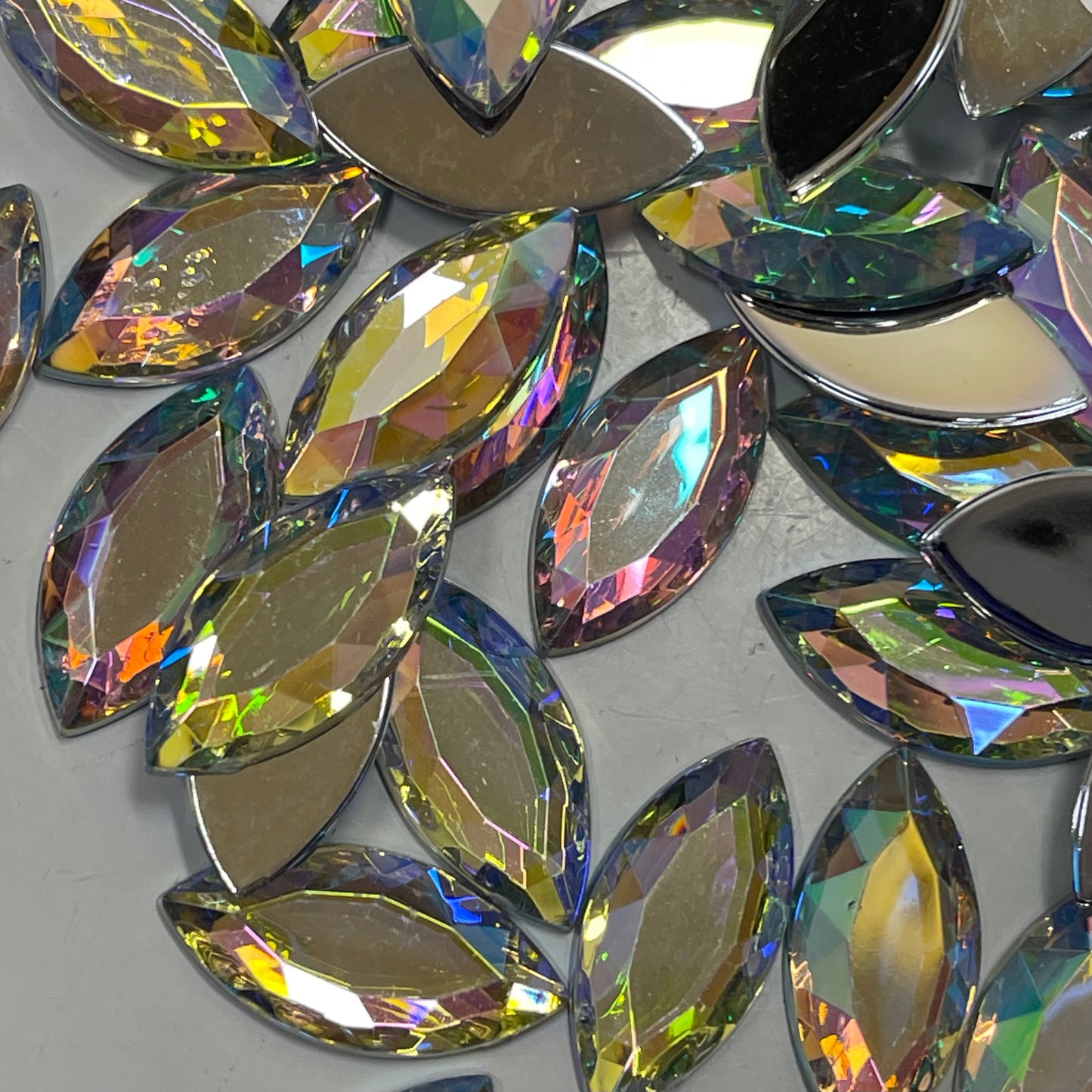 Bulk Acrylic Rhinestones - Horseeye AB