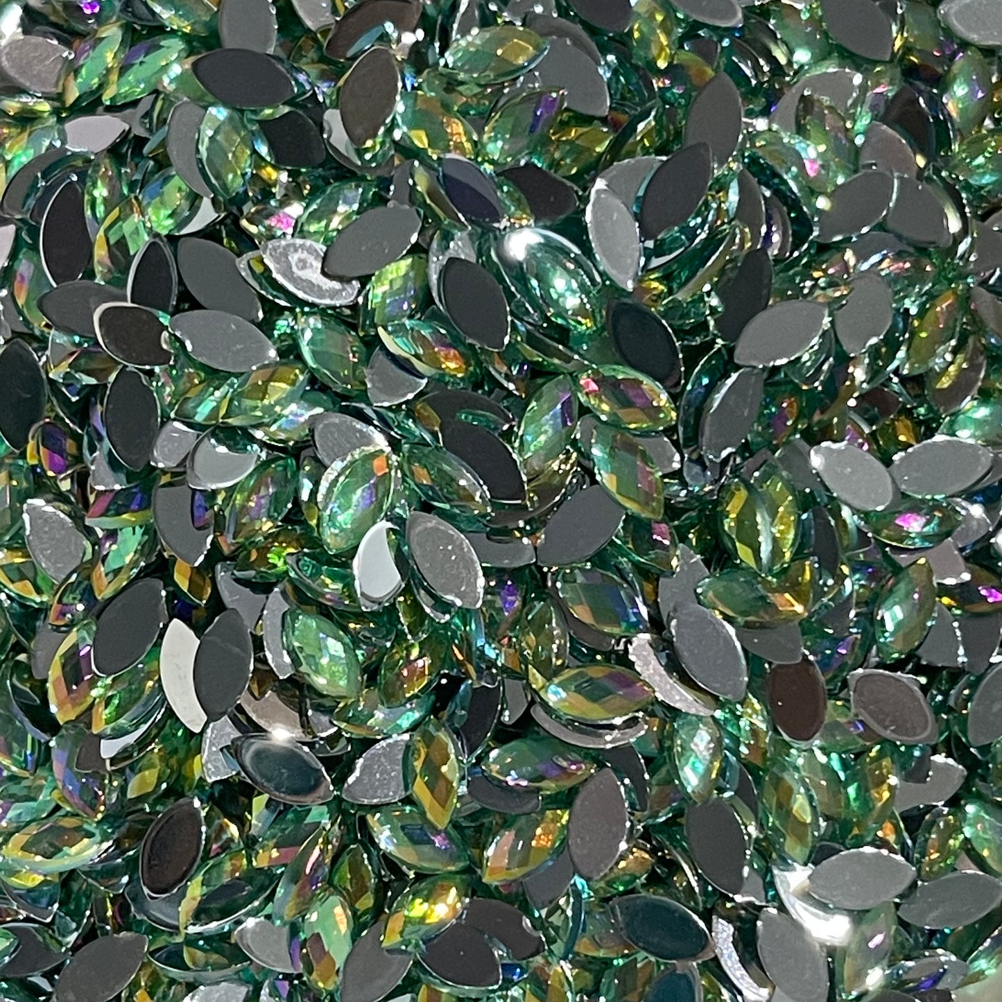 6mm Horseeye - Perdiot AB  (Glue on)