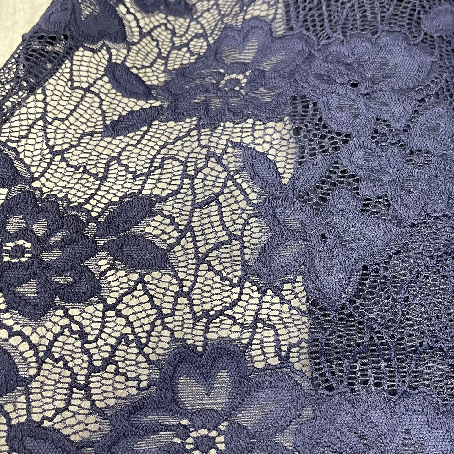 Navy Heavy Weight Stretch Lace - remnant 50cm