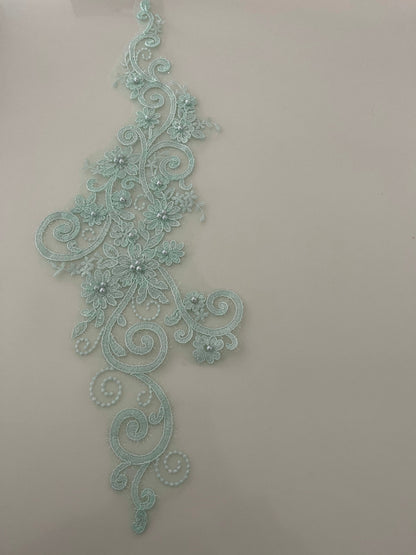 Glisten Range - Mint